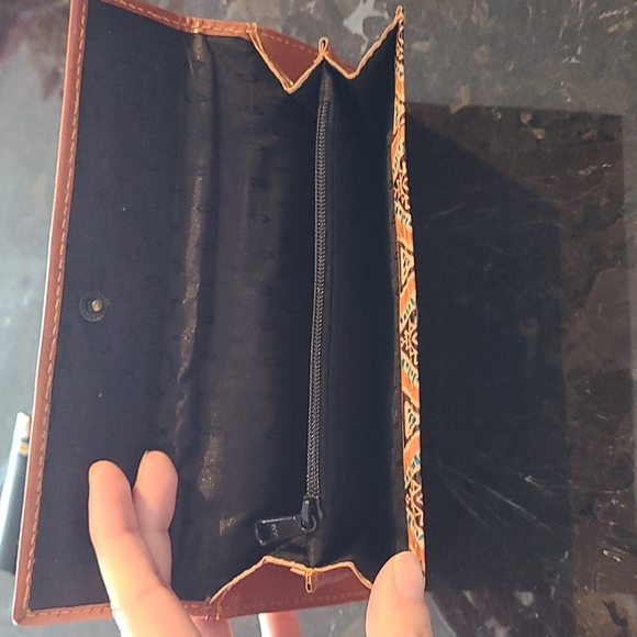 Artisan Elephant Wallet from India - Picture 2 of 8